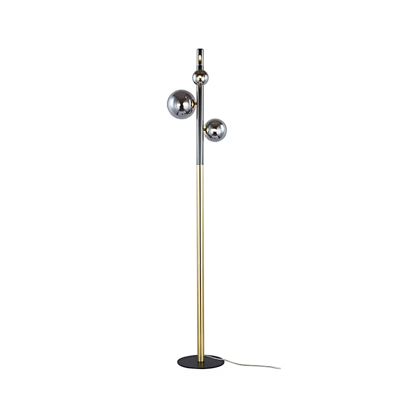 Lampa podłogowa balkonowa