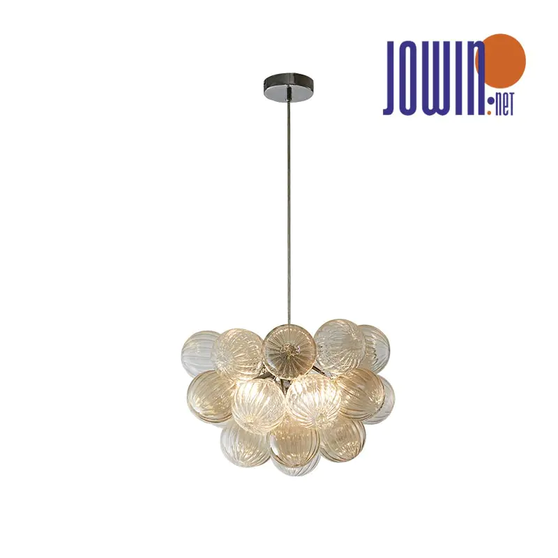 Lampa wisząca do sali koncertowej