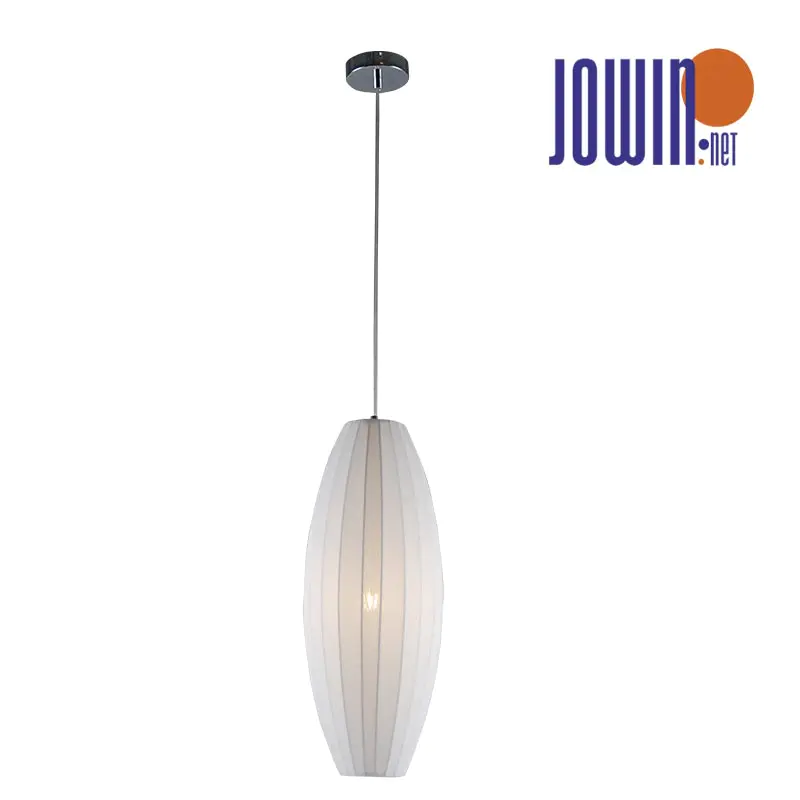 Lampa wisząca na patio